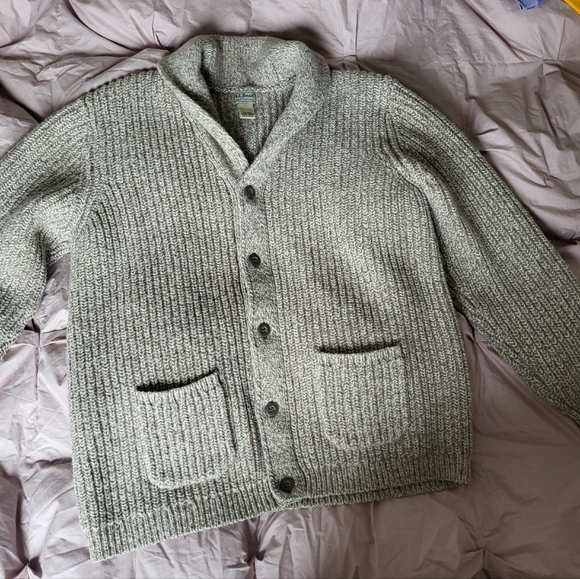 L.L. Bean's Classic Raggwool Cardigan Sweater - Picture 11 of 12